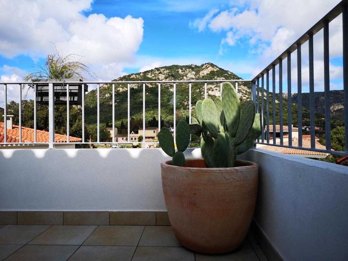 B&B Limone San Teodoro  Exterior photo